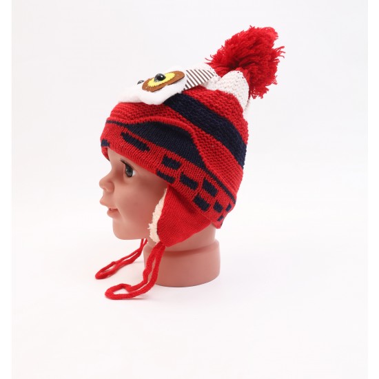 Woollen baby cap 